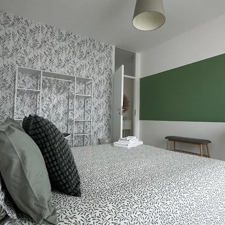 Apartment House *